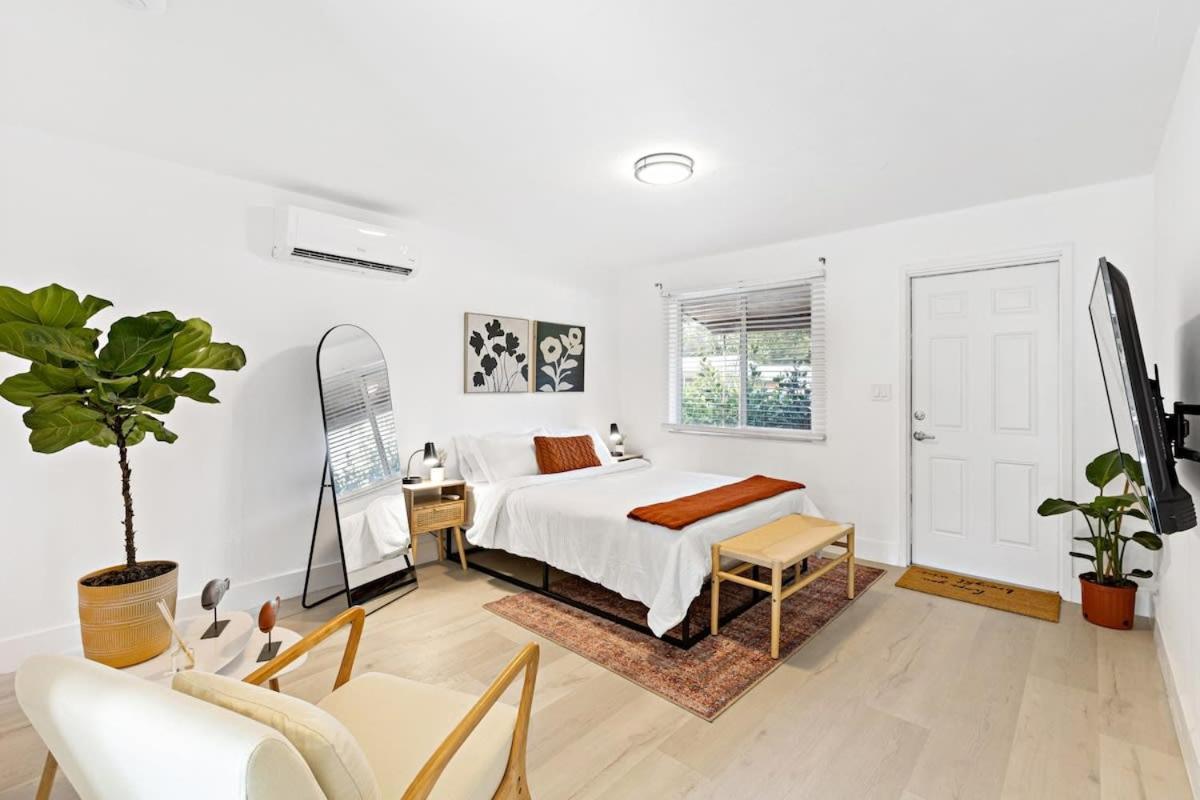 Lovely Rental Unit With Free Parking On Premises Fort Lauderdale Exterior photo